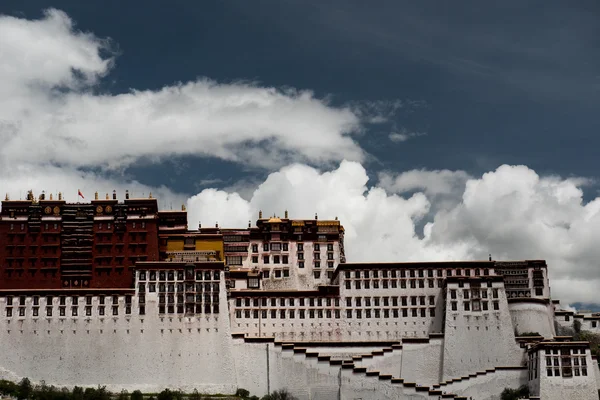 Potala-paleis. Dalai lama plaats. Lhasa, Tibet — Stockfoto