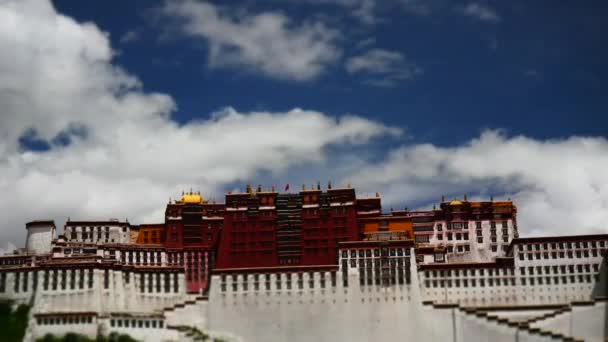 Potalapalatset tidsfördröjning. Dalai lama plats. Lhasa, Tibet — Stockvideo