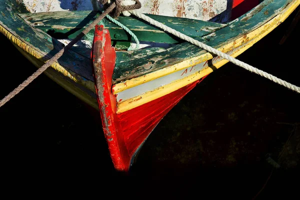 Nariz de barco e corda — Fotografia de Stock