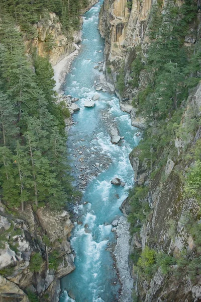 Nehir Ganga Vadisi Himalaya Dağları'nda