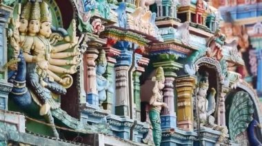 Ön Hindu tapınağı Kerala heykel