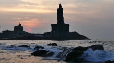 Sunrise denizden Kanyakumari Comorin cape