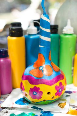 Antalya, Türkiye - 25 Haziran 2017: Oryantal Türk lambalar kabak el yapımı