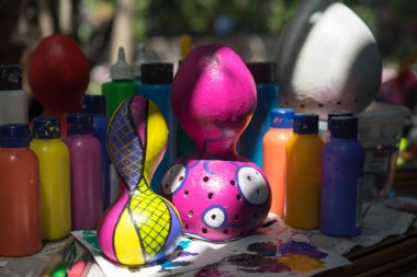 Antalya, Türkiye - 25 Haziran 2017: Oryantal Türk lambalar kabak el yapımı