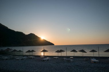 Sunrise siluet sahilde Türkiye