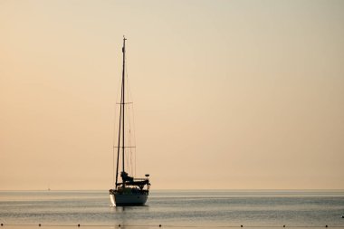 Yat siluet gündoğumu zaman Türkiye