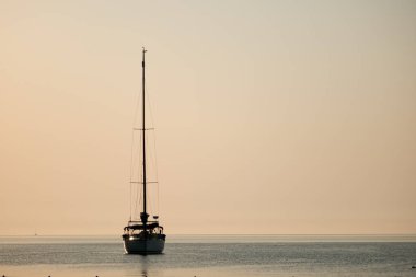 Yat siluet gündoğumu zaman Türkiye