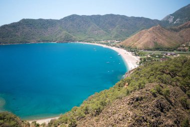 Parlak mavi deniz laguna arka plan Türkiye