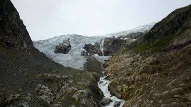 Mavi buz buzul açık. Buer buzul, Norveç dron görünümünden hava üzerinden