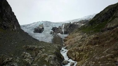 Mavi buz buzul açık. Buer buzul, Norveç dron görünümünden hava üzerinden