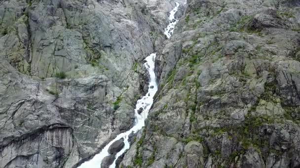 Geleira azul à frente. Geleira Buer, Noruega da vista aérea do drone — Vídeo de Stock