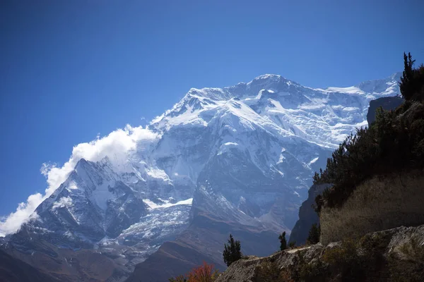 Annapurna Peak en pass in de Himalaya Annapurna-regio, Nepal — Stockfoto