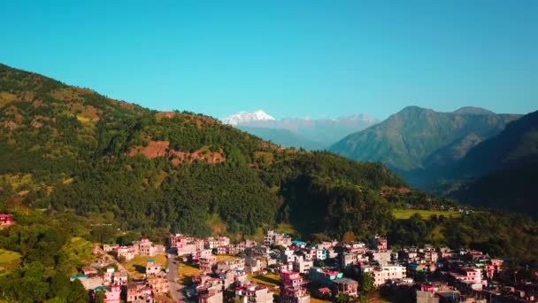 Montagna himalayana a Besisahar, Nepal - 19 ottobre 2017 — Video Stock