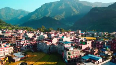 Himalaya dağ Besisahar, Nepal - 19 Ekim 2017