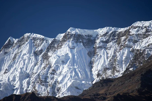 Annapurna Peak in the Himalaya range, Annapurna region, Nepal — Stock Photo, Image