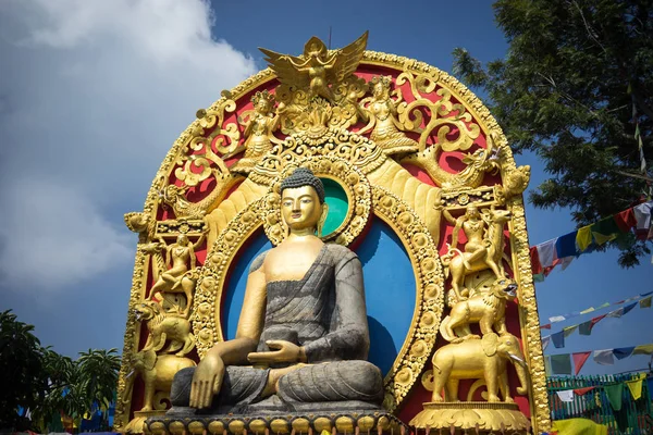 尼泊尔佛像雕塑 — 图库照片