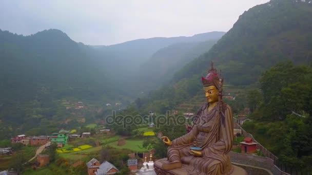 尼泊尔加德满都谷地Guru Padmasambhava神龛景观- 2017年10月16日 — 图库视频影像