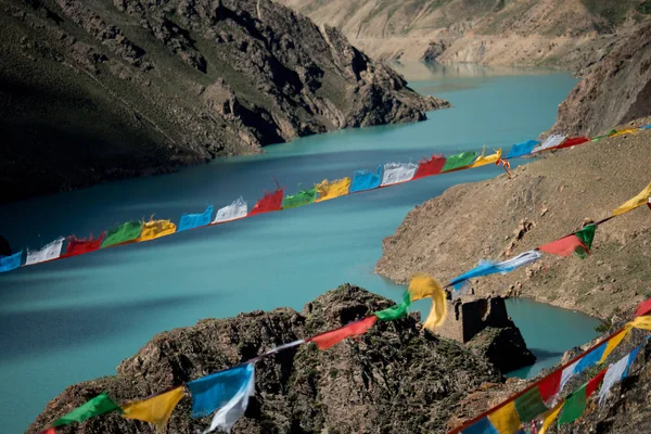 Lungta above Mountain Lake Himalayas Tibet — Stock Photo, Image