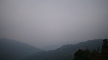 Himalaya Dağları, Nepal vadide yukarıda günbatımı