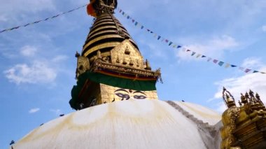 Swayambhunath aptalı Buddha Katmandu 'nun gözü
