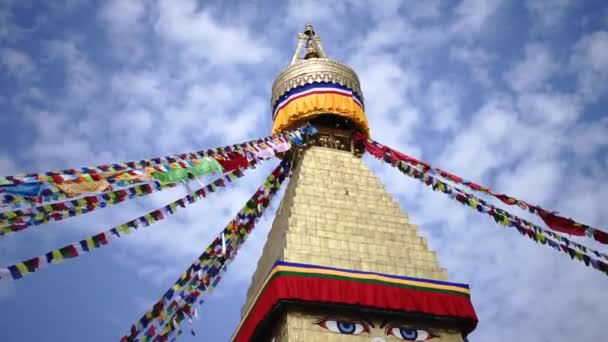 Ступа Swayambhunath око Будди Катманду — стокове відео