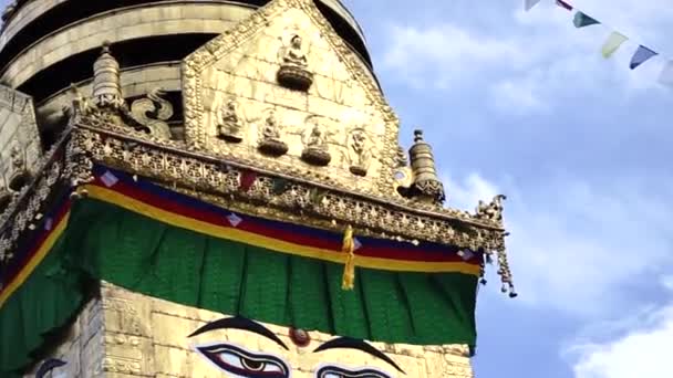 Swayambhunath stupa Eye Buddha Kathmandu — Stock Video
