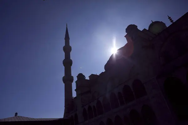 Silhouetten der blauen Moschee, istanbul Türkei — Stockfoto