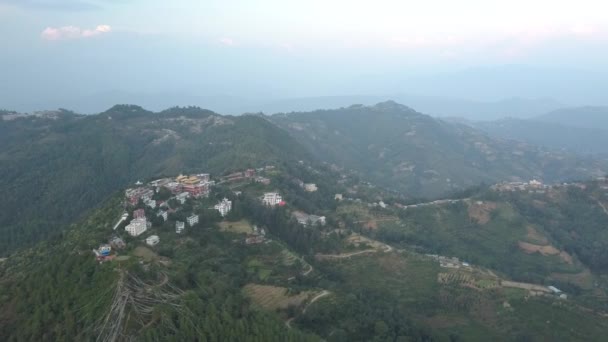 Eski Budist manastır Himalayalar Nepal--dan soluduğumuz hava — Stok video