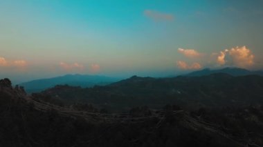 Eski Budist manastır Himalayalar Nepal--dan soluduğumuz hava