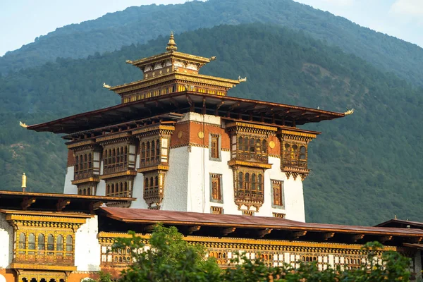 Klasztor Dzong w górach Bhutan Himalaje — Zdjęcie stockowe