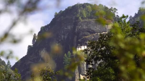 Tiger Nest Paro Taktsangat letni dzień w Górnej Dolinie Paro Himalyas Bhutan — Wideo stockowe