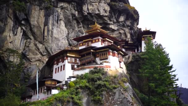 Tiger Nest Paro Taktsangat καλοκαιρινή μέρα στην Άνω Κοιλάδα του Παρό Ιμαλάια Μπουτάν — Αρχείο Βίντεο