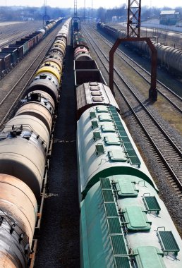 tren yolu ile tasarımınız için eski arabalar