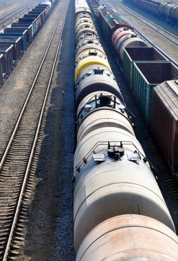tren yolu ile tasarımınız için eski arabalar