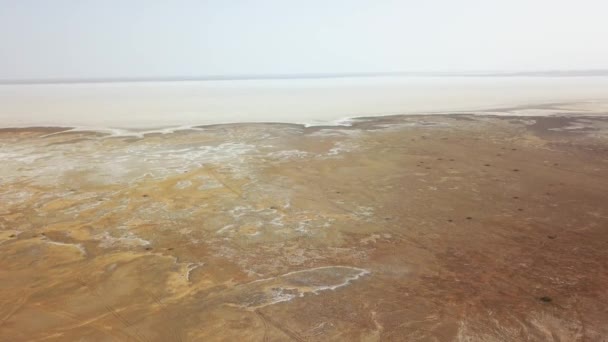 Vista Panorámica Del Desierto Maranjob Drone Flotando Cerca Del Lago — Vídeos de Stock