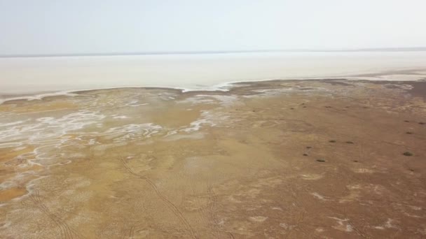 Vue Panoramique Sur Désert Maranjob Drone Éloigne Lentement Lac Namak — Video