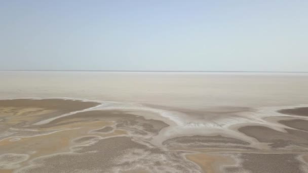 Vista Panorâmica Deserto Maranjob Drone Move Lentamente Longo Lago Sal — Vídeo de Stock