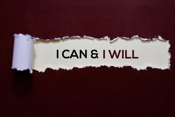 I Can & I Will szöveg szakadt papírra írva — Stock Fotó