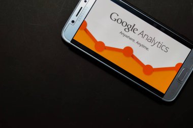 Bekasi, Batı Java, Endonezya. 13 Aralık 2019: Google Analiz dev uygulaması Smartphone ekranında. Analitik, Google Llc tarafından geliştirilen ücretsiz bir web tarayıcısıdır.