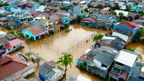 Pandangan Pov Udara Penghapusan Banjir Kerusakan Yang Terjadi Setelah Bencana — Stok Video