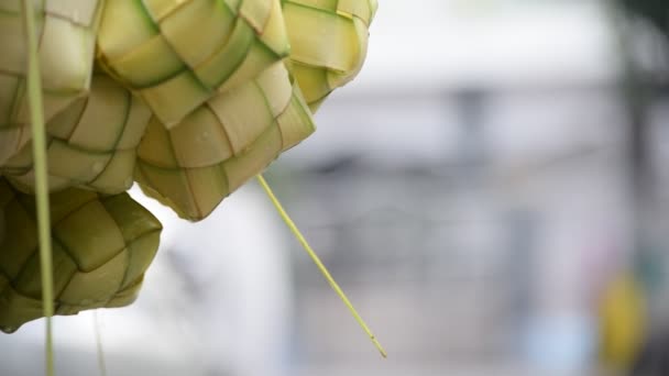 Ketupat Bolinho Arroz Asiático Ketupat Invólucro Arroz Natural Feito Folhas — Vídeo de Stock