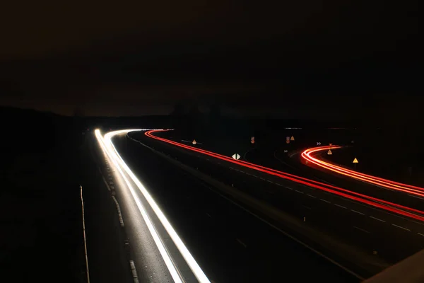 Pintura Luz Carretera Impulsado Desde Faro Del Coche Por Noche — Foto de Stock