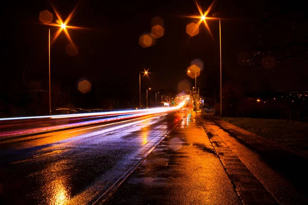 Urbane Lichtmalerei Mit Autolicht Auf Einem Boulevard Der Stadt Unterwegs — Stockfoto