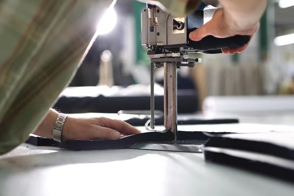 Fabricação de vestuário de uso, sala de corte . — Fotografia de Stock