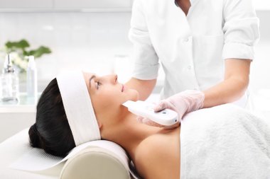 Peeling, ultrason, kadın, makyaj