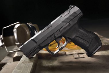 Askeri tabanca Glock