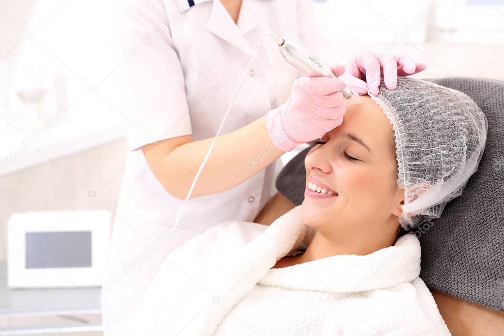 Mesotherapy microneedle, beauty parlor