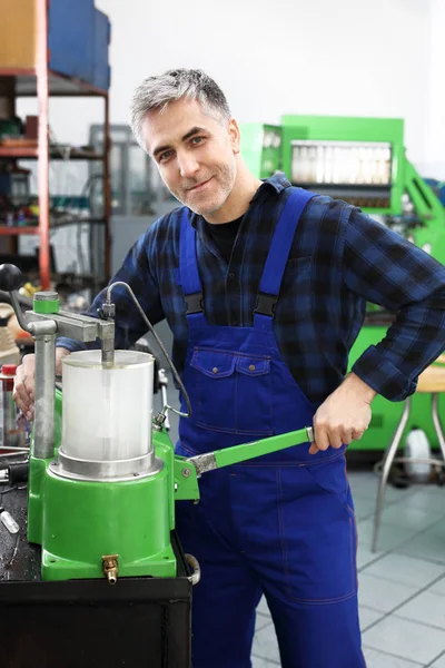 Pompe di iniezione riparazione officina , — Foto Stock