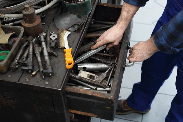 Garage, Handwerker entfernt. — Stockfoto