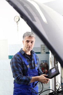 Electromechanics.Car elektrikçi.